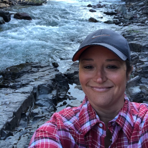 Meet your Posher, Krista - Picture 1 of 1